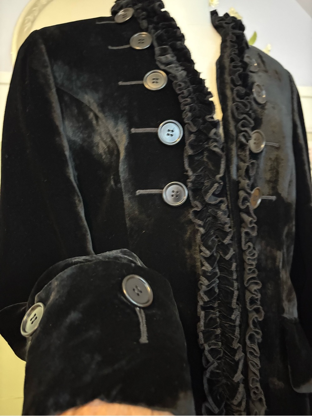 VINTAGE SCAPA Black Velvet Frock Coat Military Gothic Victorian Long Jacket(12) - Picture 7 of 16